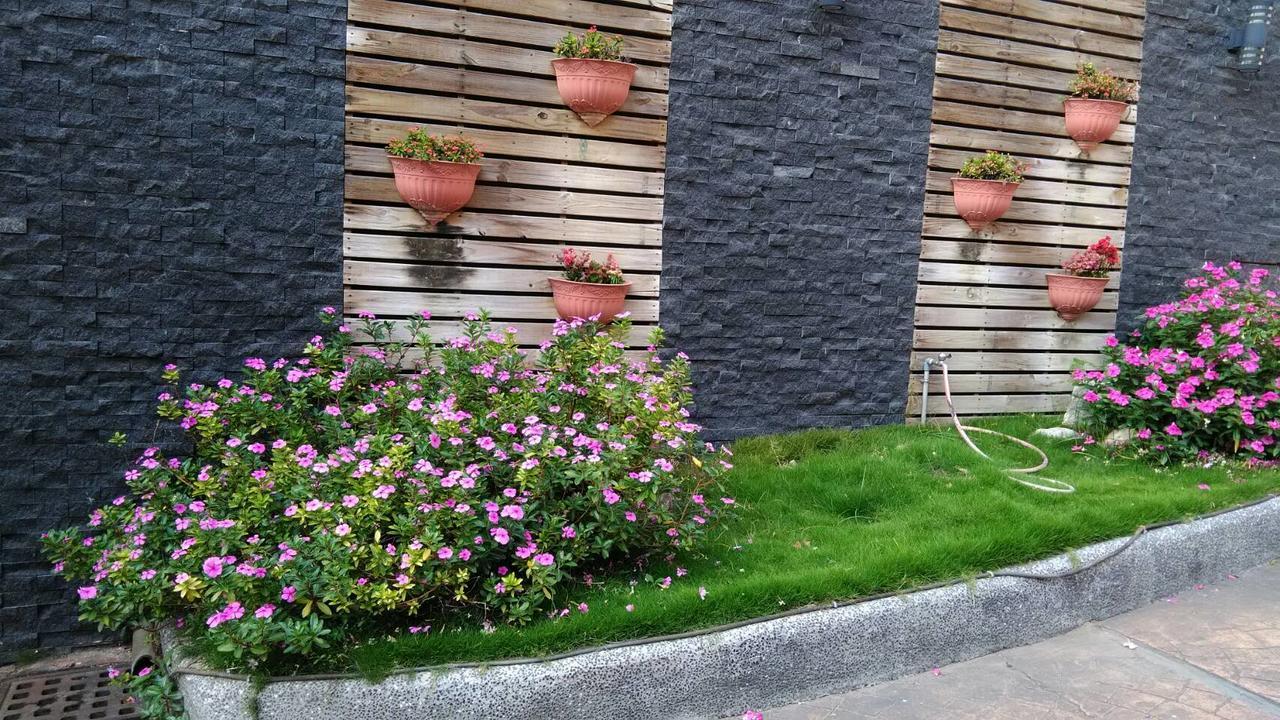 Michelle Motel Тайчжун Экстерьер фото