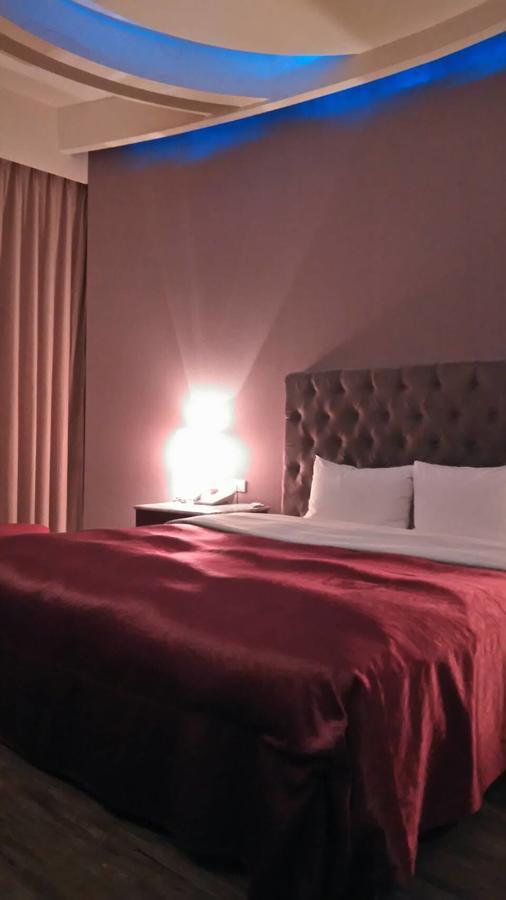 Michelle Motel Тайчжун Экстерьер фото